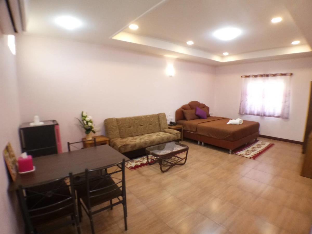 Hi Tech Resort Kabin Buri Екстер'єр фото
