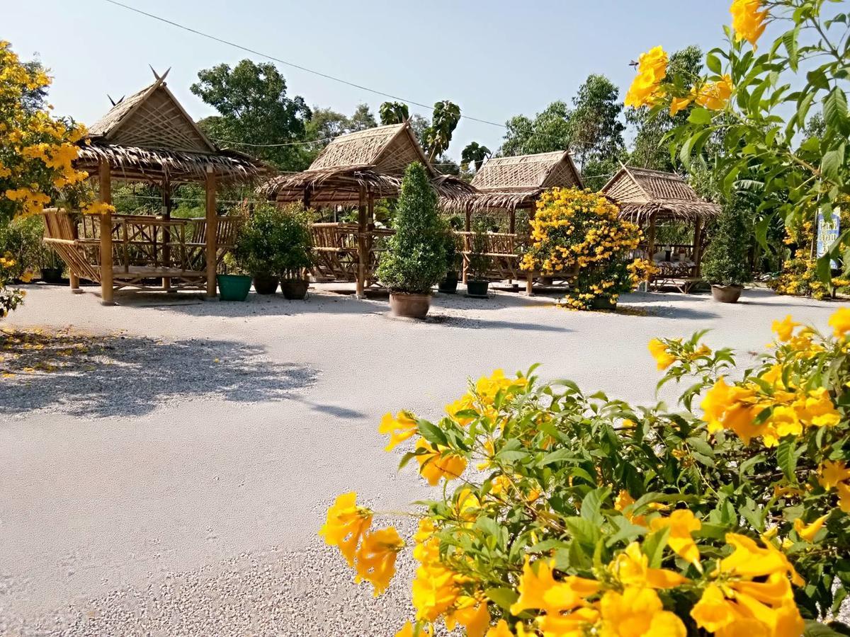Hi Tech Resort Kabin Buri Екстер'єр фото