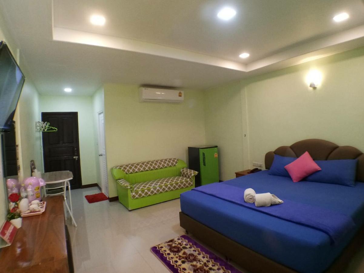Hi Tech Resort Kabin Buri Екстер'єр фото