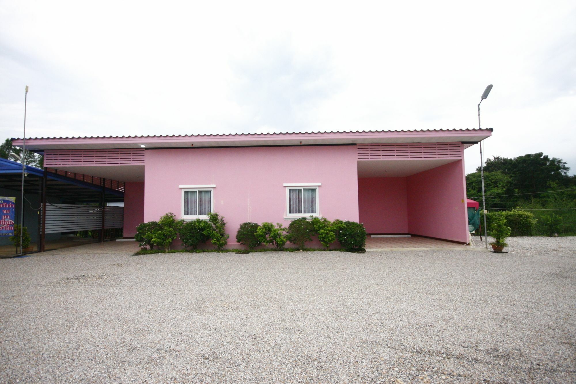 Hi Tech Resort Kabin Buri Екстер'єр фото