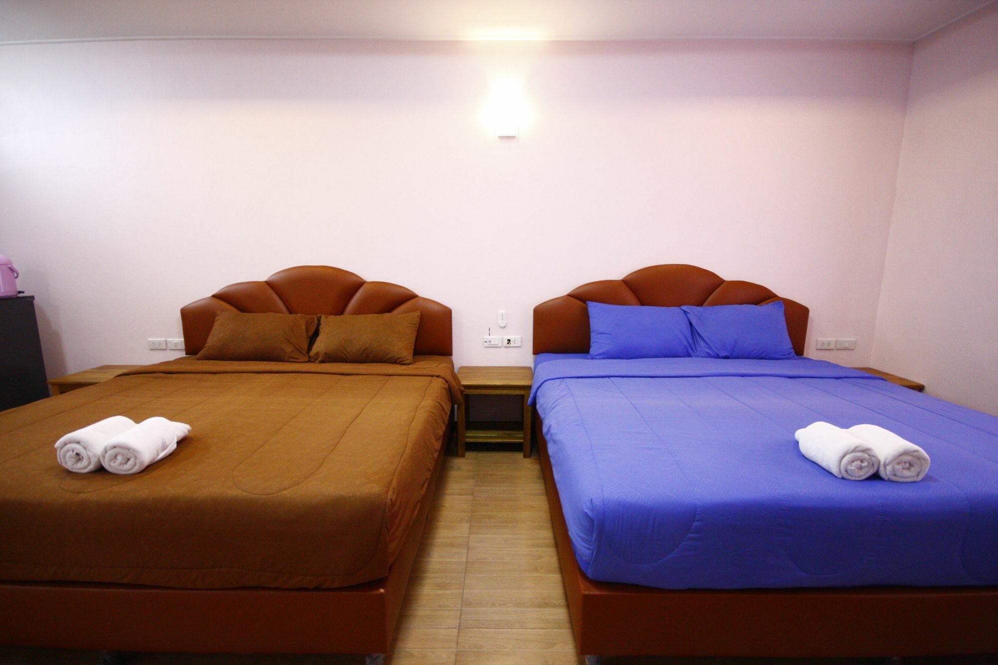 Hi Tech Resort Kabin Buri Екстер'єр фото
